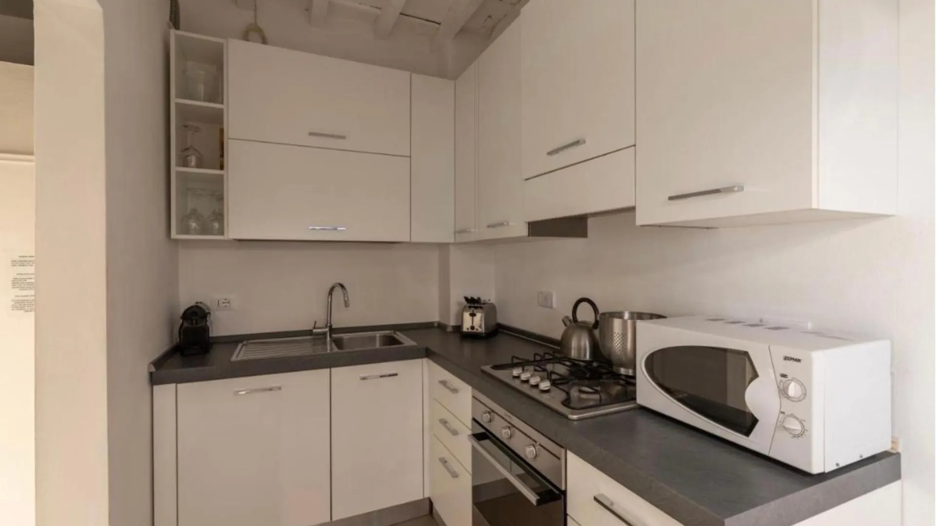 New Ground Floor Apt And Patio Florence Appartement